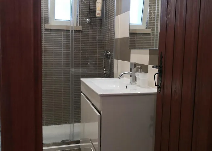 Casa Do Suberco * נאזרה